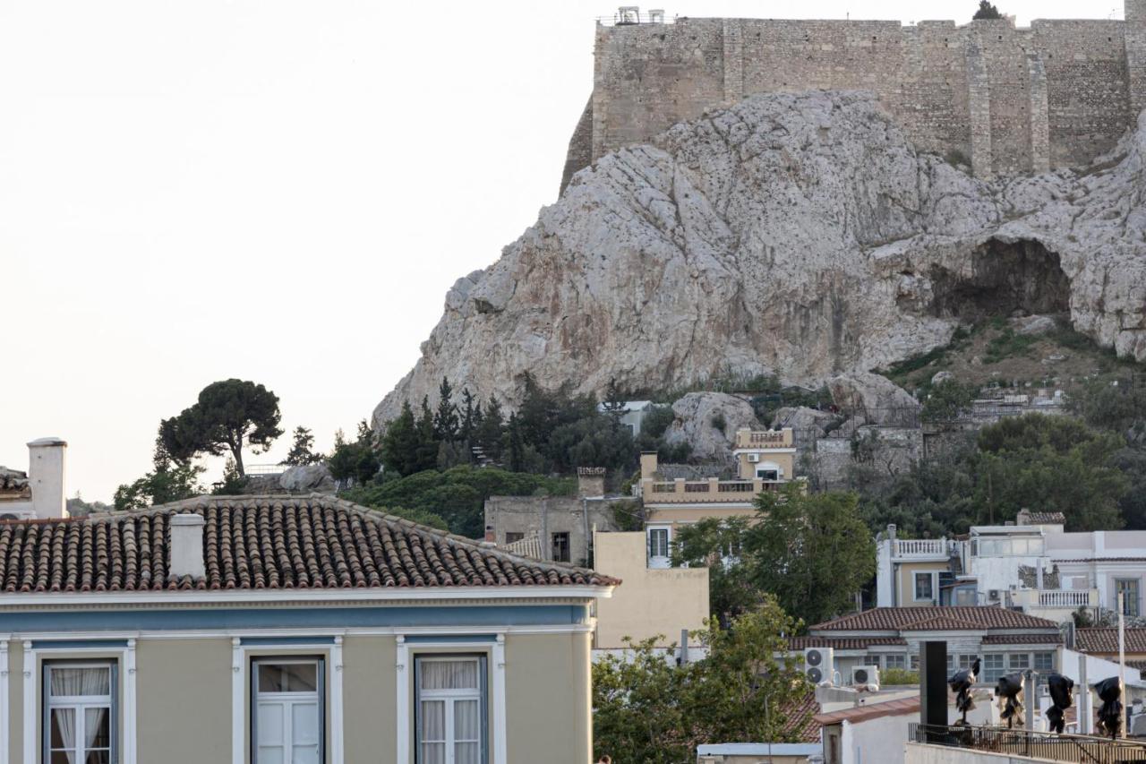 Historic Plaka'S Deluxe Apartment Atene Esterno foto